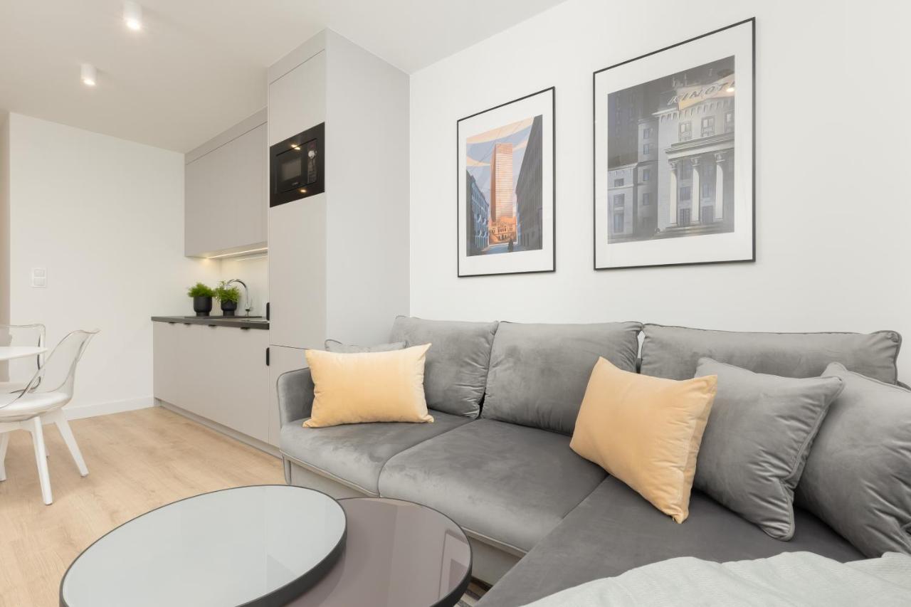 Heart Of Metro Swietokrzyska By Renters Apartament *